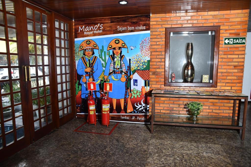  Manos Royal Hotel