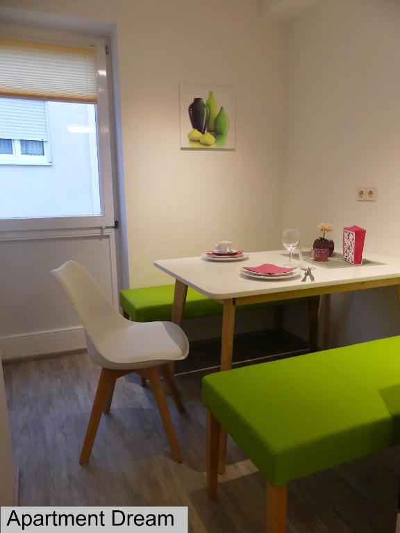 Dream, EP Tickets über uns erhältlich - 4