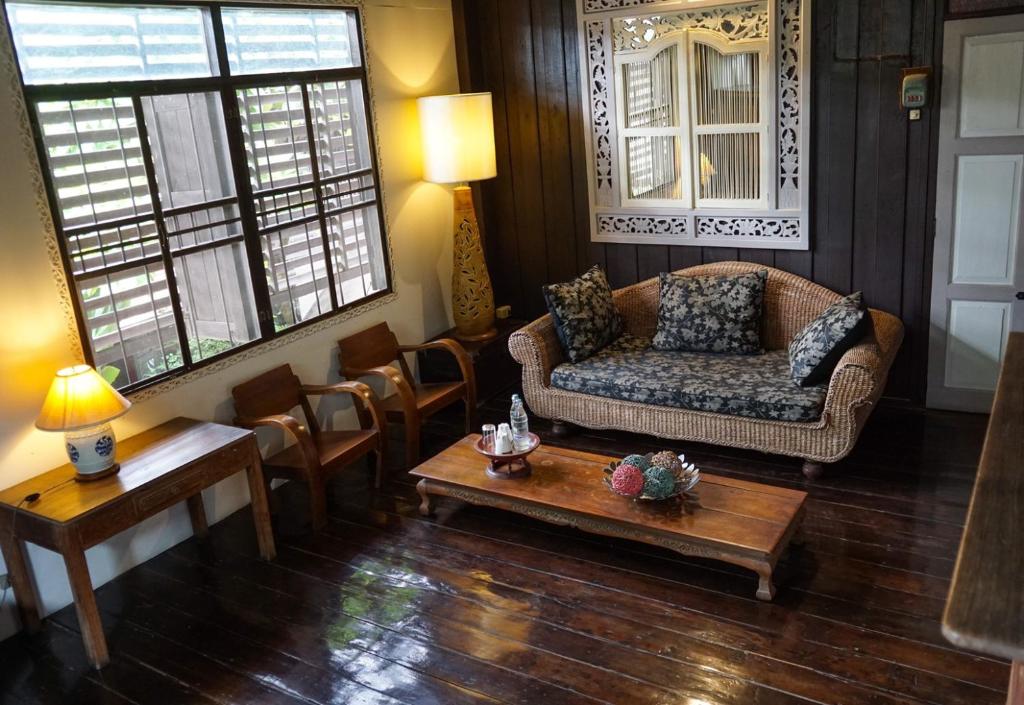 The Riverside Guest House - 14