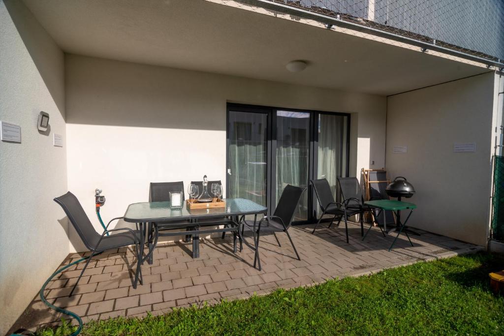 Patio nebo venkovní prostory v ubytování 3 bed modern family house in Mikulov
