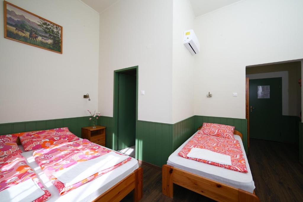 Kisfaludy Vendégház -Sümeg- - Viervoudige Kamer Met Eigen Badkamer