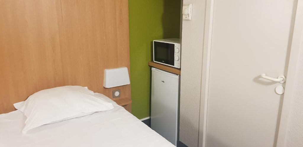 Kyriad Direct Poitiers - Gare du Futuroscope - Chambre Double