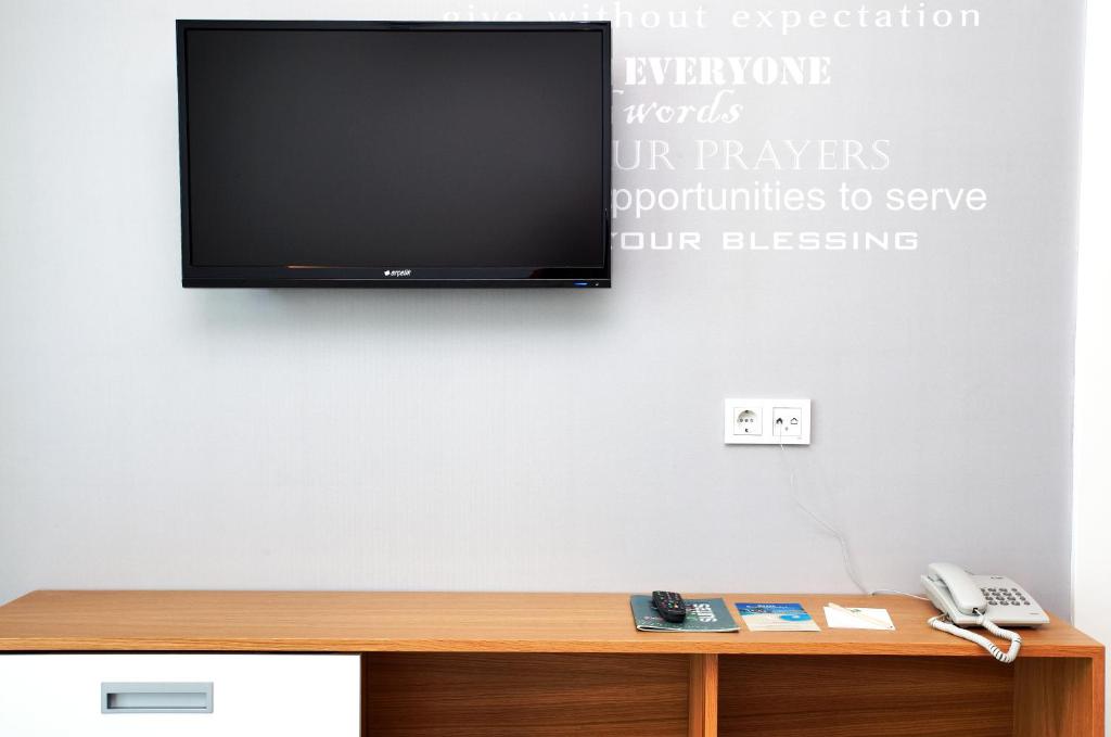 Green Garden Suites Hotel - 6