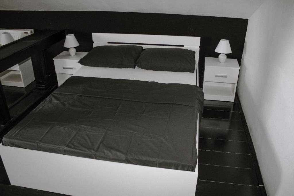 Postel nebo postele na pokoji v ubytování Bianco nero appartamento