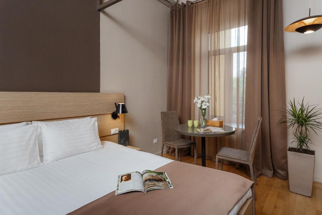 UNO Design Hotel - Superior Room With Double Bed Or Twin Beds