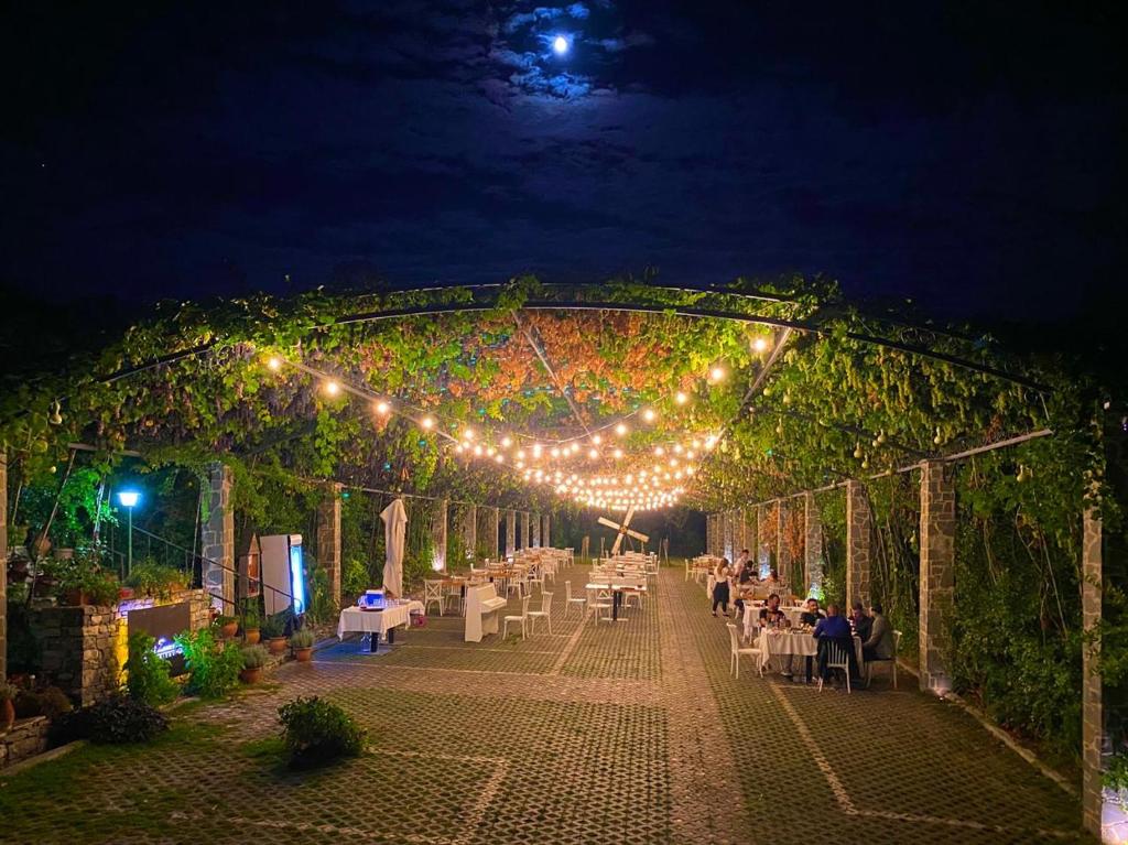 Giardino di Mrizi i Zanave Agroturizëm