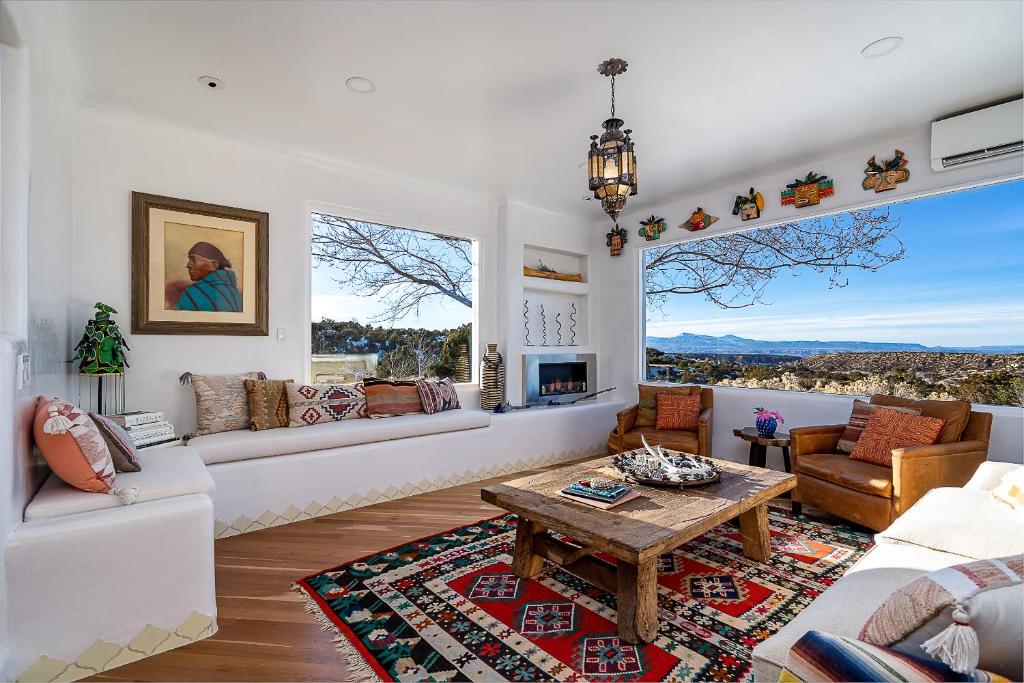 Luxury Private Villa in Santa Fe - Housity