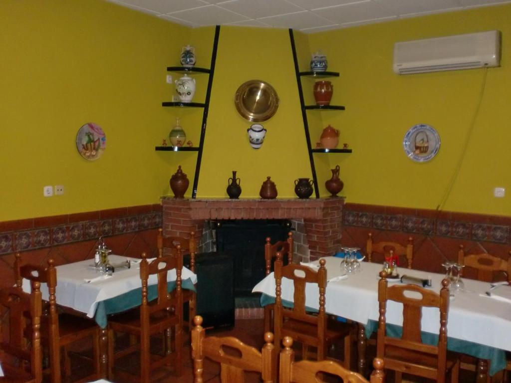Restaurace v ubytování Hostal las Tres Jotas