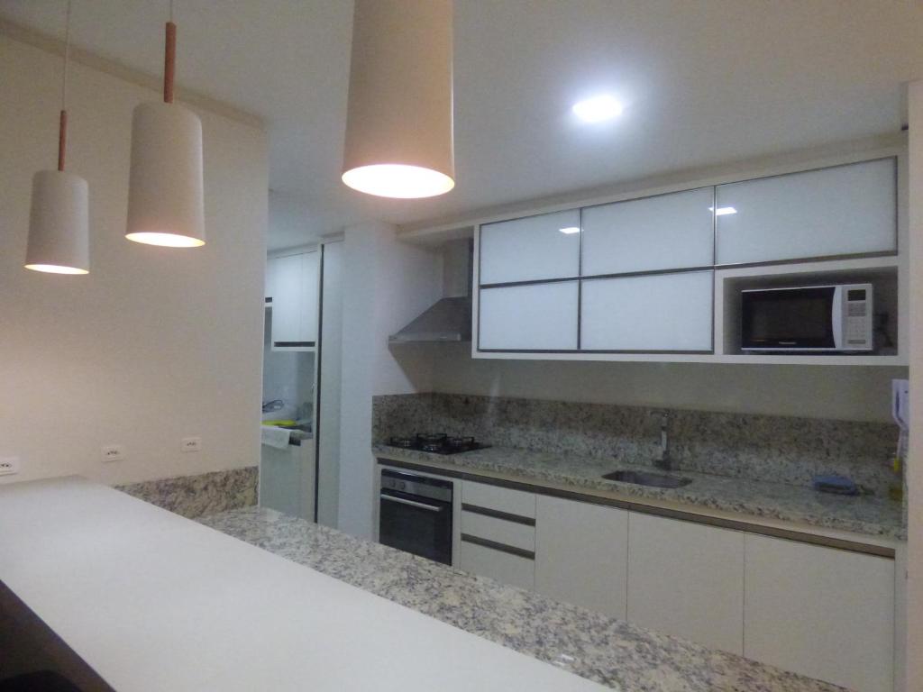  Apartamento Luxo 3 Dormitórios - Praia de Palmas Cód AP100