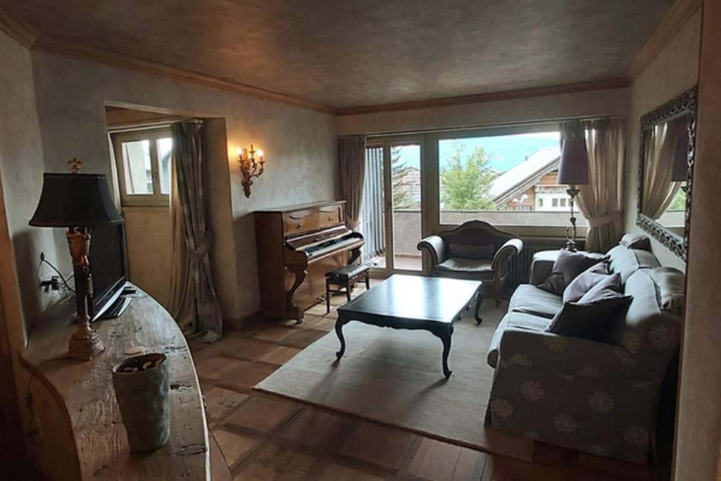 Beautiful apartment over the mountain - 2ベッドルームのアパート