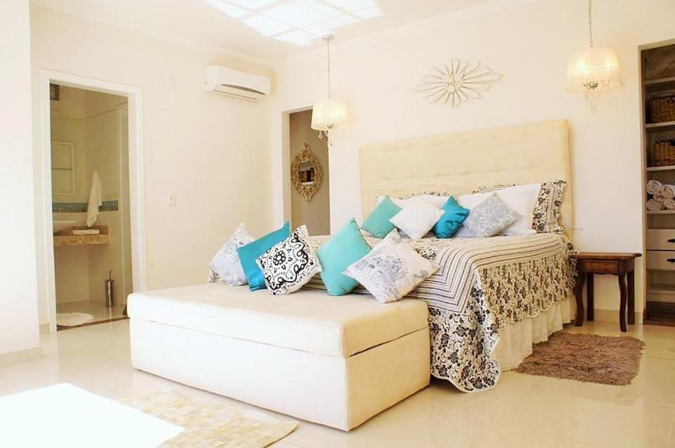  Casa Vista ao mar 4 Suites com Piscina e Hidromassagem