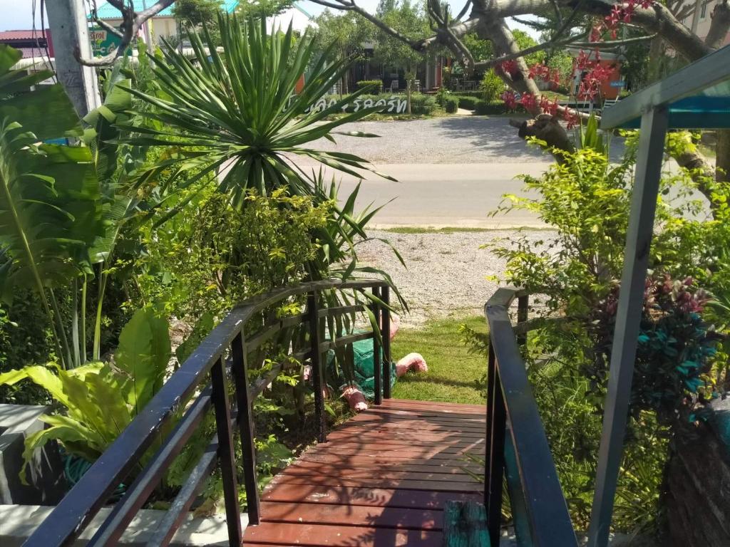 Zahrada ubytování บ้านเล็ก รีสอร์ท