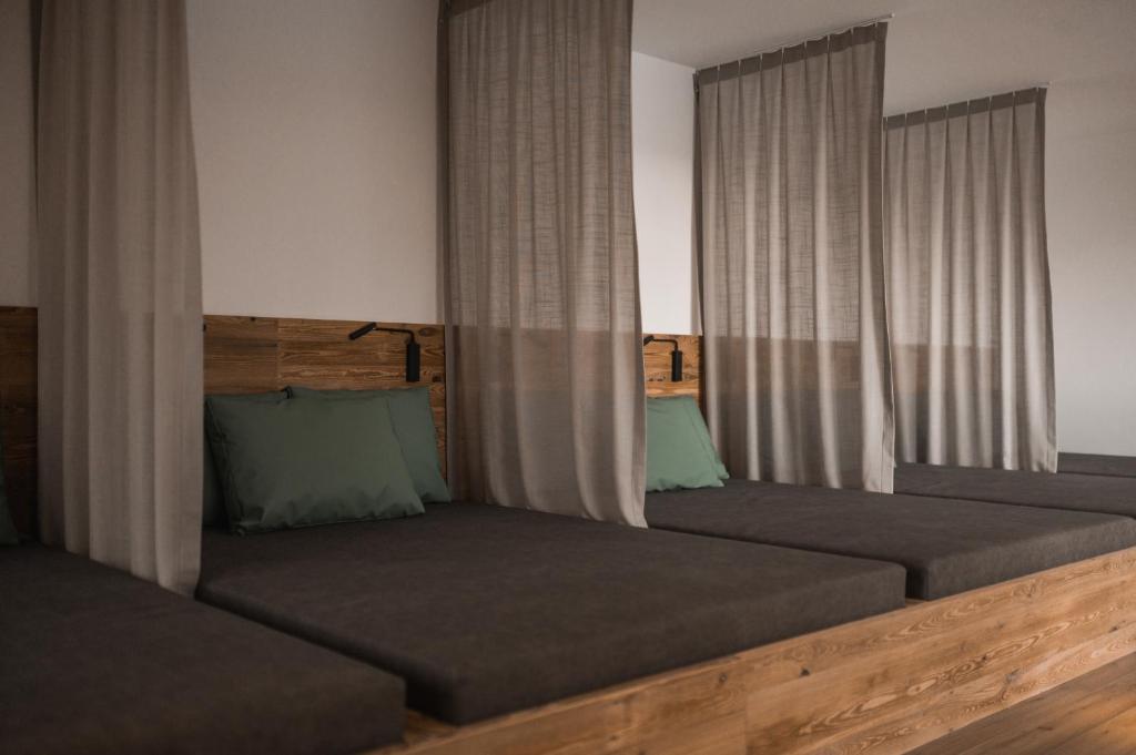 Postel nebo postele na pokoji v ubytování Hotel Gasthof Jochele