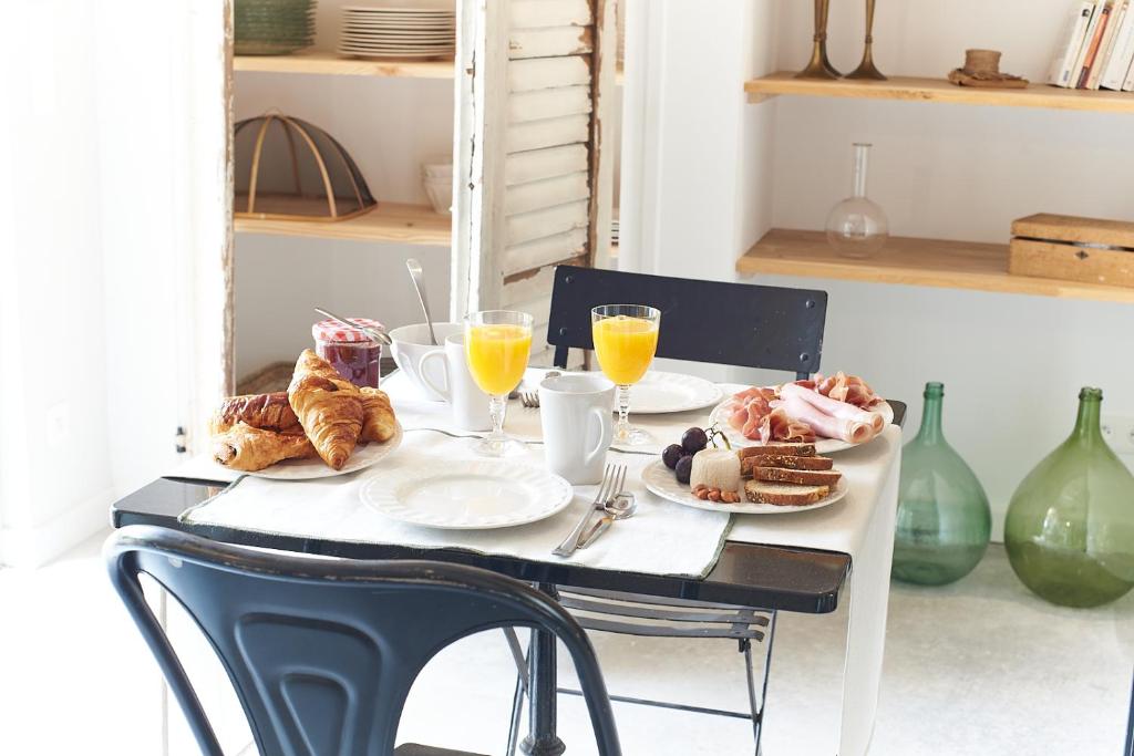 Maison 1634 - petit-déjeuner offert, parking, centre ville à pied, piscine, climatisation, cuisine - 6