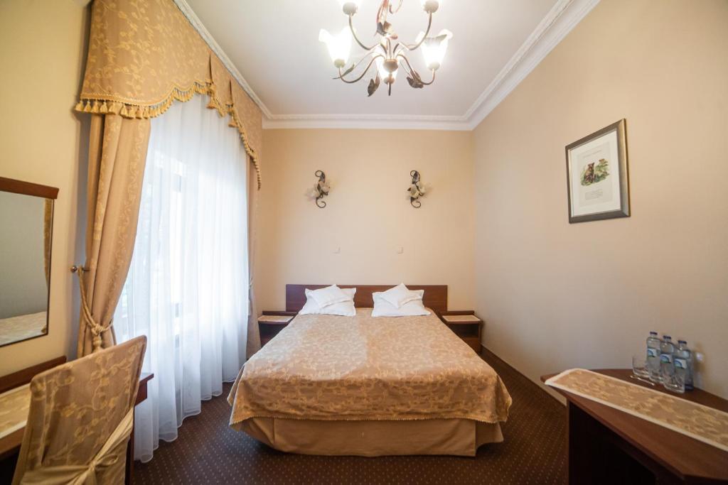 Zamek Dubiecko - Chambre Double Ou Jumelle Avec Douche