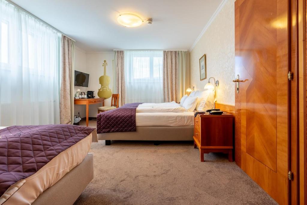 Hotel Am Schubertring - Resim 19