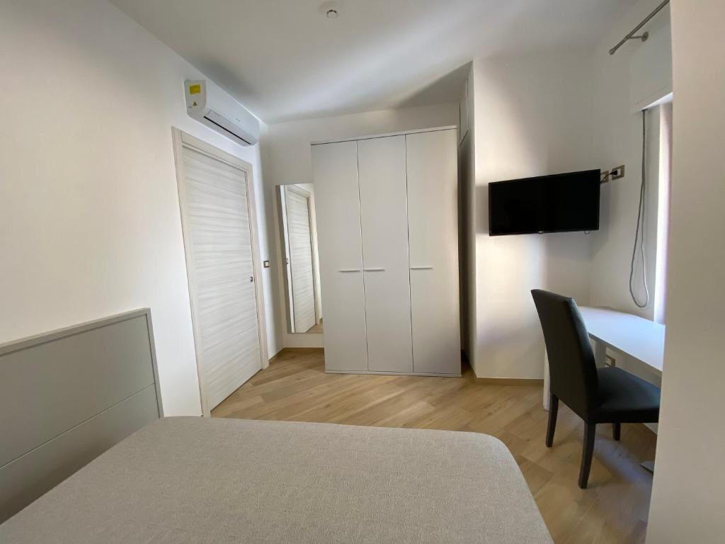 Belmonte Apartments - One-Bedroom Apartment