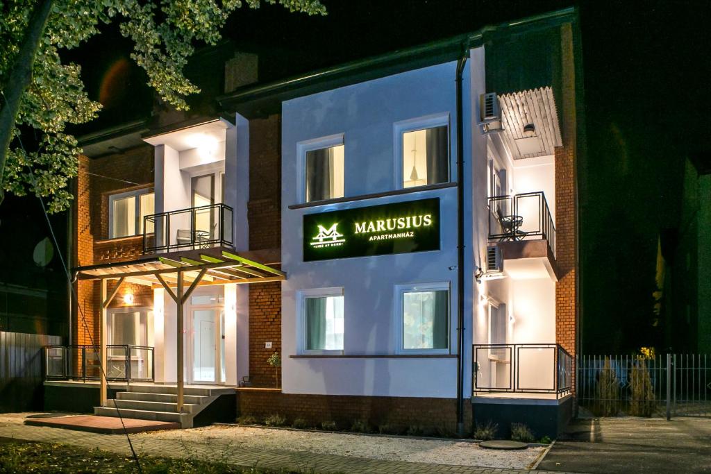 Marusius Apartmanház 6900 Makó, Hajnóczy utca 5/a kép - 1