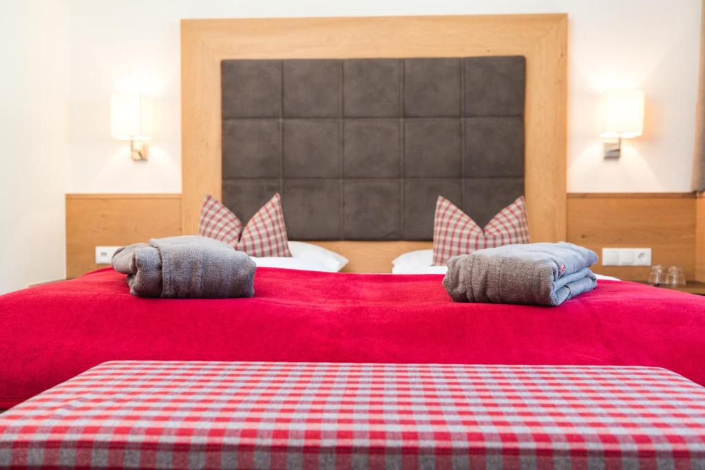 Postel nebo postele na pokoji v ubytování Hotel Eden