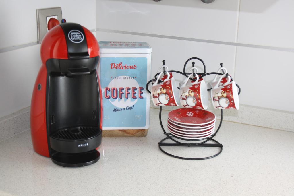Coffee and tea making facilities at Camalavi