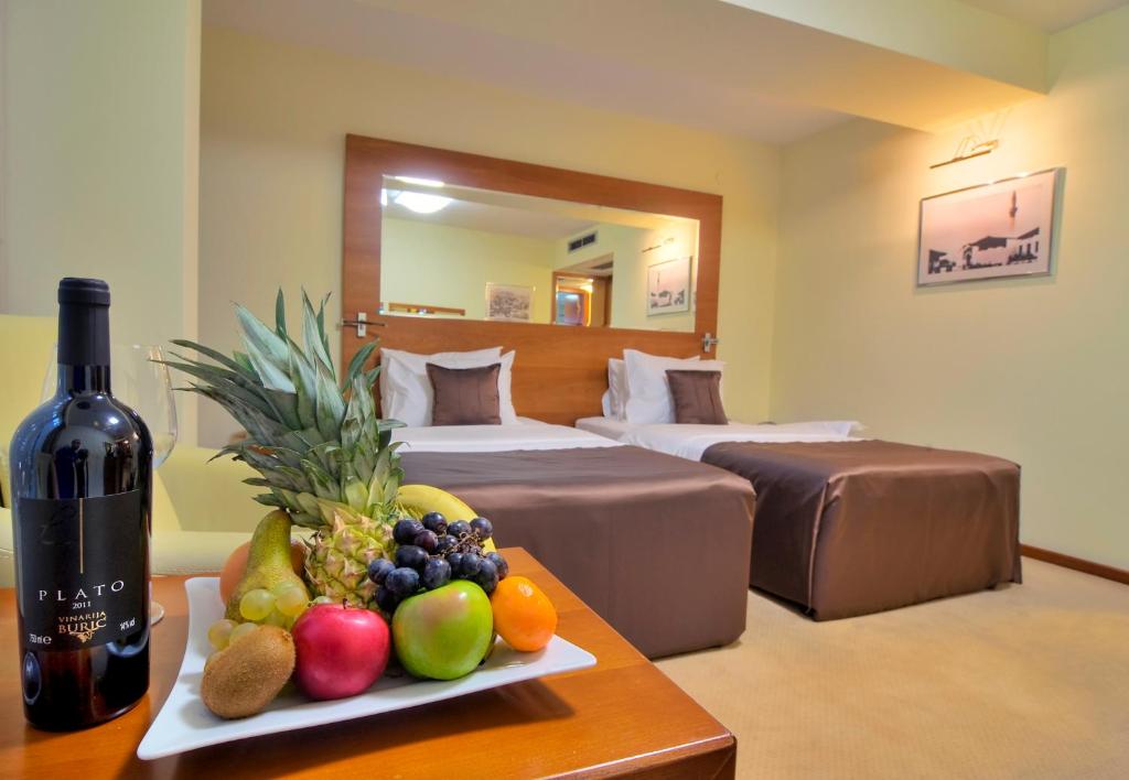 Hotel Podgorica - Klassischer Zwillingszimmer