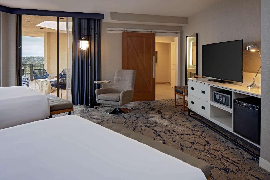 Hyatt Regency Mission Bay Spa and Marina photo