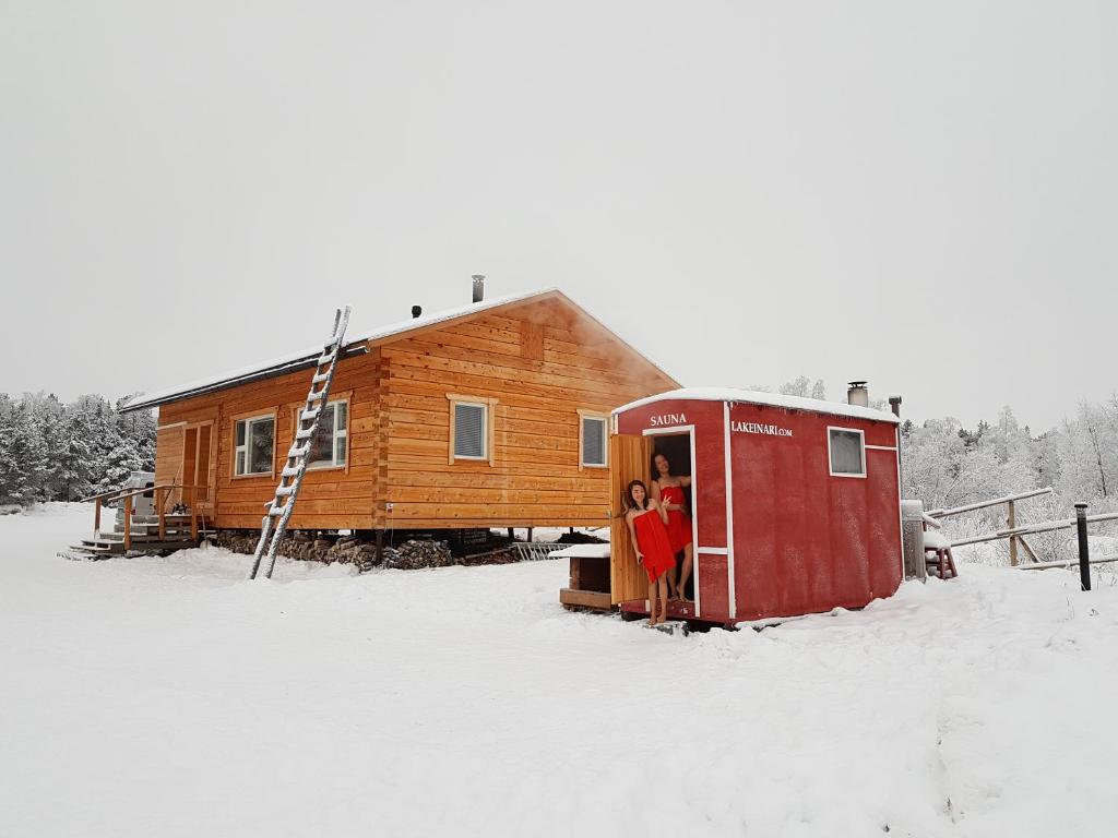 Lake Inari Mobile Cabins v zimě