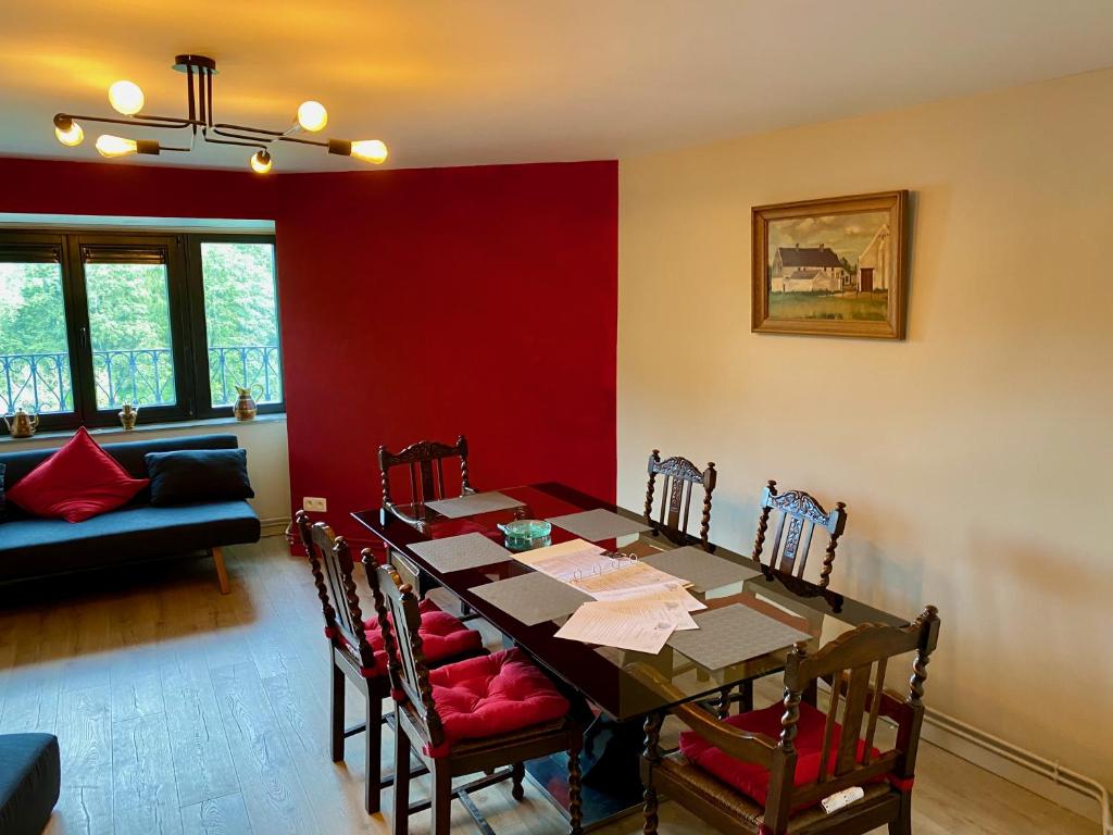 Châtelet de Barbençon - Appartement De Deux Chambres