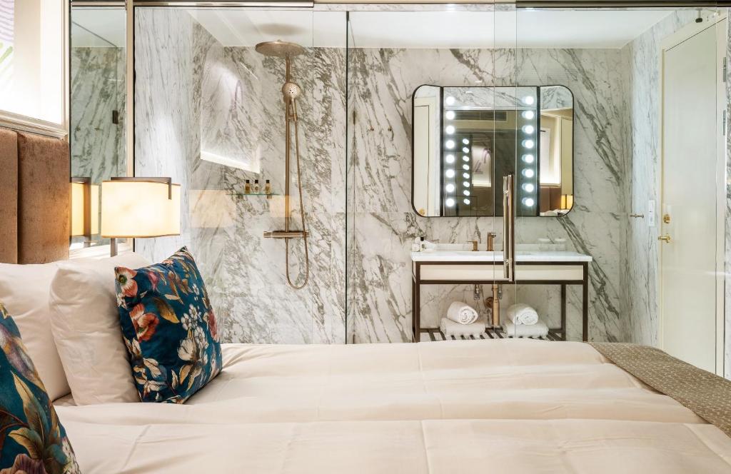 Bank Hotel, a Member of Small Luxury Hotels photo