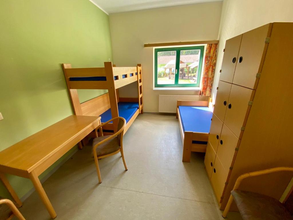 Quartier am Haff - Bunk Bed In Mixed Dormitory Room