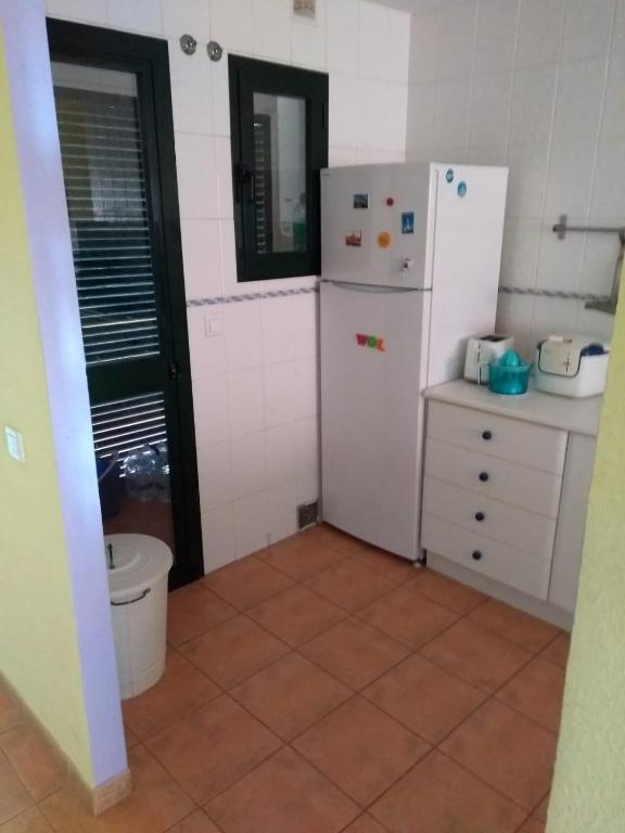 Kuchyňa alebo kuchynka v ubytovaní MAR DE PLATA
