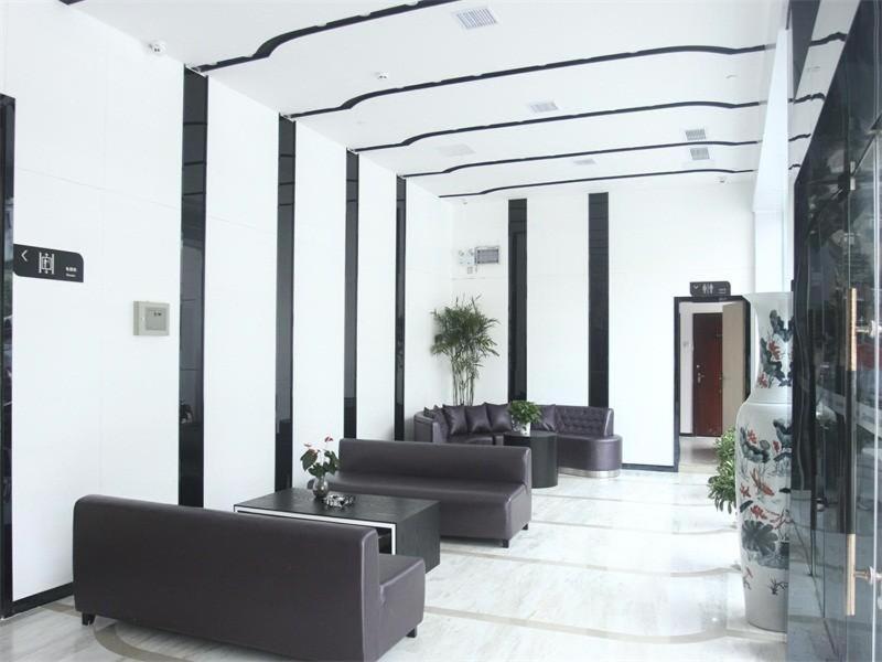 Posezení v ubytování Lavande Hotel Nanchang Bayi Square Branch