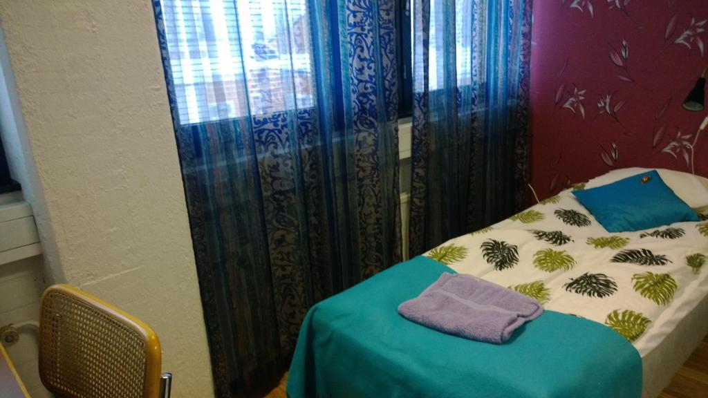 Motel Ruskalinna - Eenpersoonskamer Met Gedeelde Badkamer