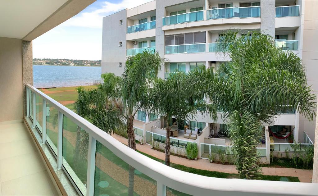  Brisas (beira lago) LUXO