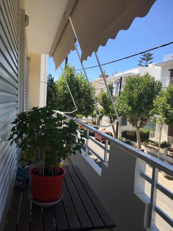 Christina Kos Boutique Apartments - バルコニー付きのアパート