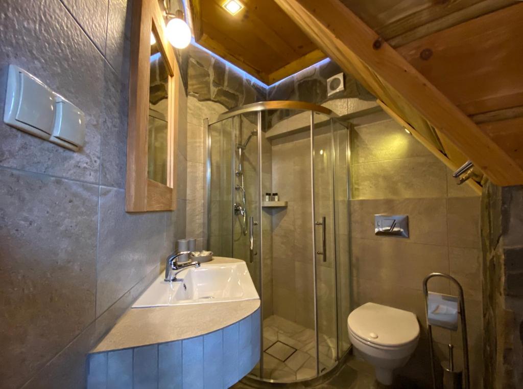 Pensjonat u Ani - Small Double Room With Mezzanine Economy Type