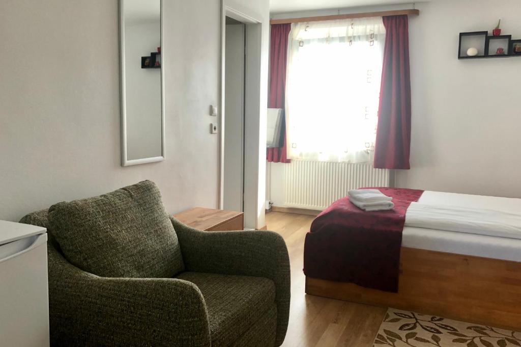 Pension Rote Rosen - Habitación Doble Con Baño Privado