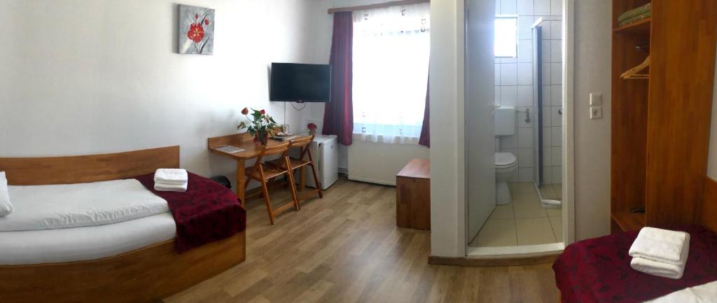Pension Rote Rosen - Habitación Gemela Con Baño