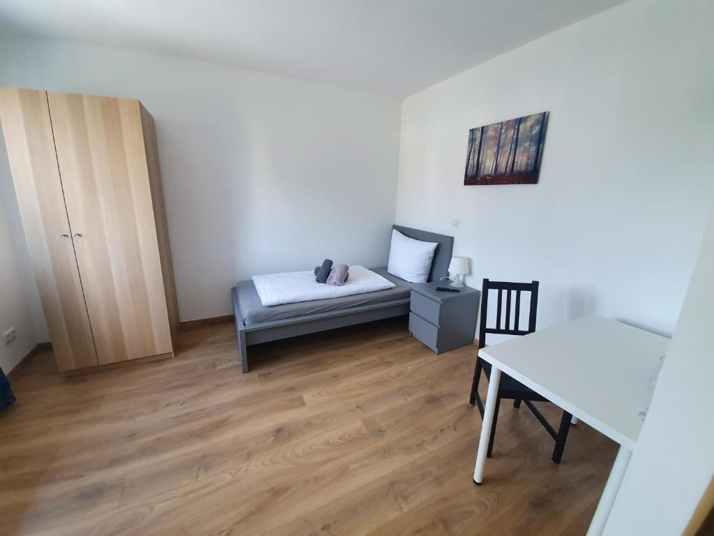 Gästehaus am Heuss-Platz - Single Room