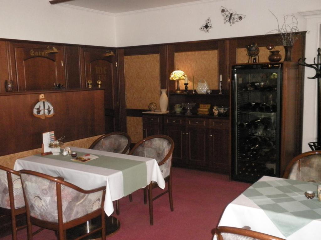 Kuchyň nebo kuchyňský kout v ubytování Hotel Le Café