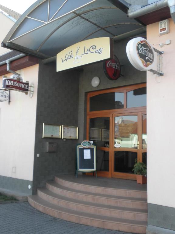 Fotografie z fotogalerie ubytování Hotel Le Café v destinaci Pohořelice