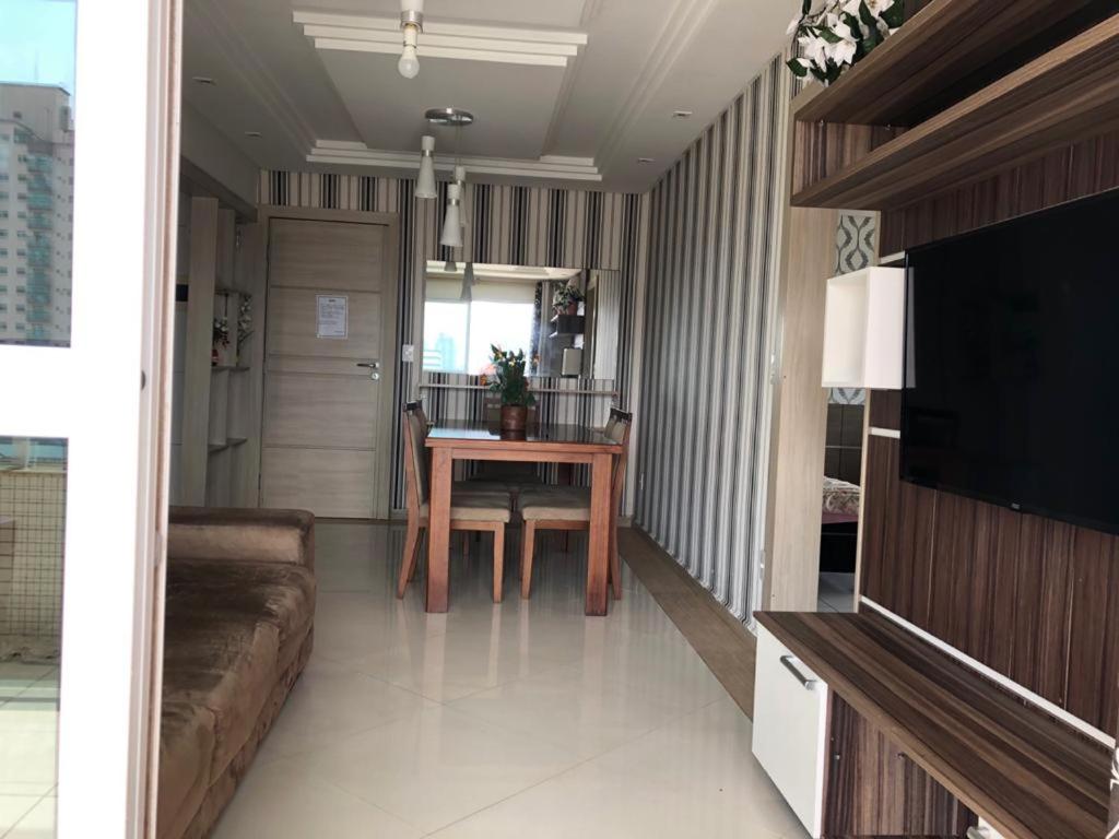  Apto frete ao mar- Praia Grande-Vl Caiçara