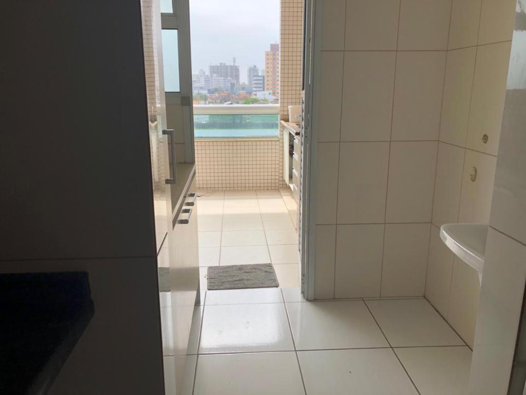  Apto frete ao mar- Praia Grande-Vl Caiçara
