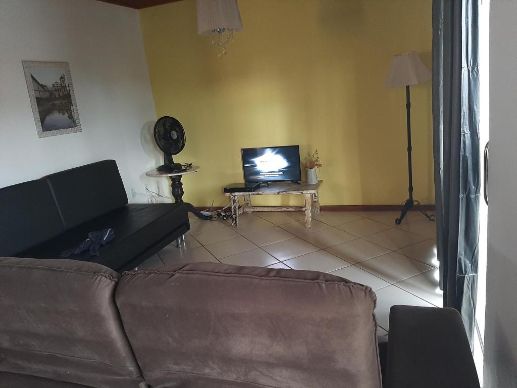  Casa Aconchegante na Praia dos Anjos