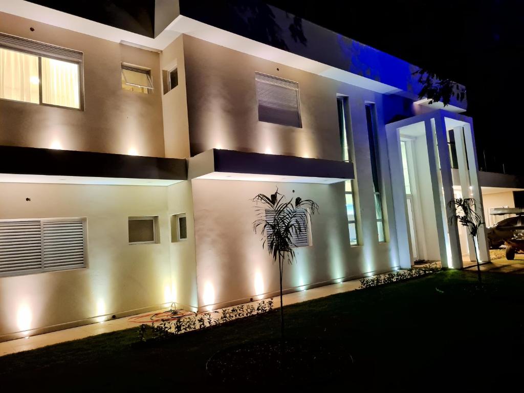  Mansão no Riviera de Santa Cristina XIII com estrutura para Festas e Banquetes mansaoconectada