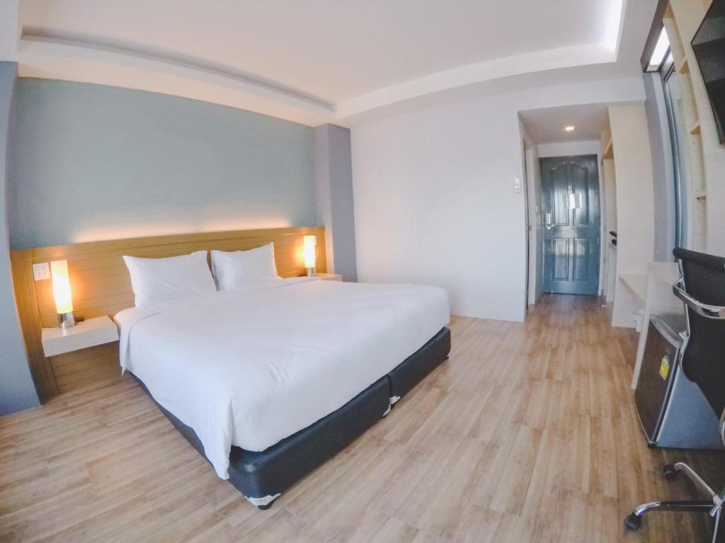 MtriO Hotel Korat - Drievoudige Kamer Met Balkon