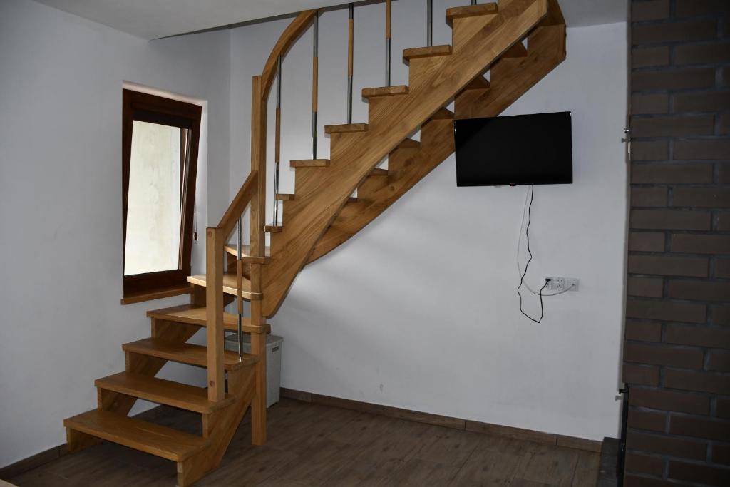 TV a/nebo společenská místnost v ubytování Pod Nartami