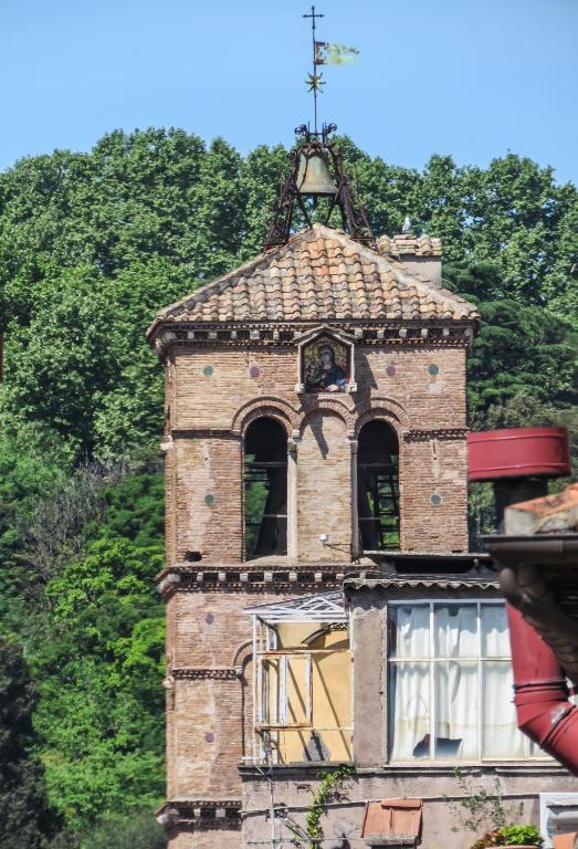 Budova, v ktorej sa apartmán nachádza