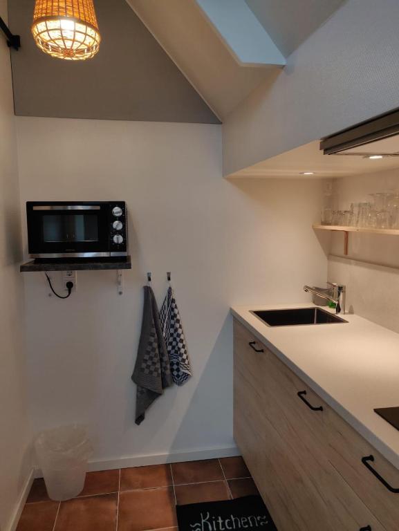 Mauritiuskerk Studio's - Double Room With Private Bathroom