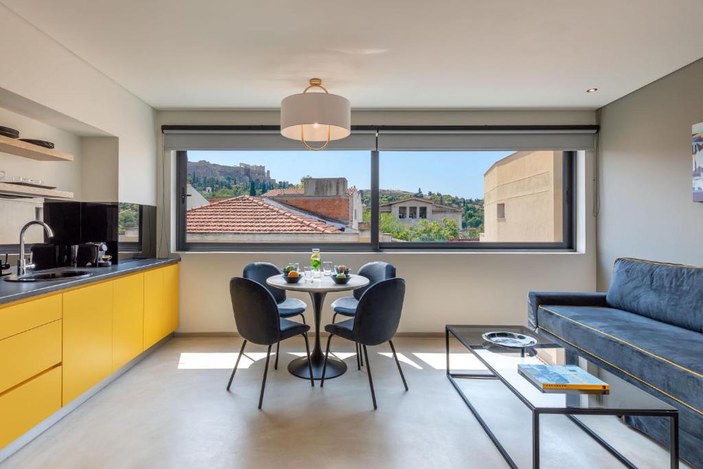 
Superior Suite with Acropolis View
